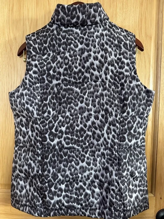 Charter Club Leopard Print Quilted Vest - Black & White - Picture 3 of 4
